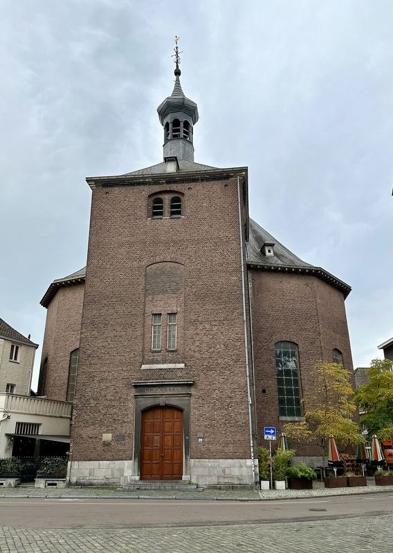 De Waalse of Franse kerk / The Walloon or French Church and Marker image. Click for full size.