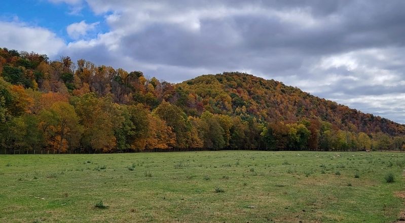 Sitlington's Hill in the Distance image. Click for full size.