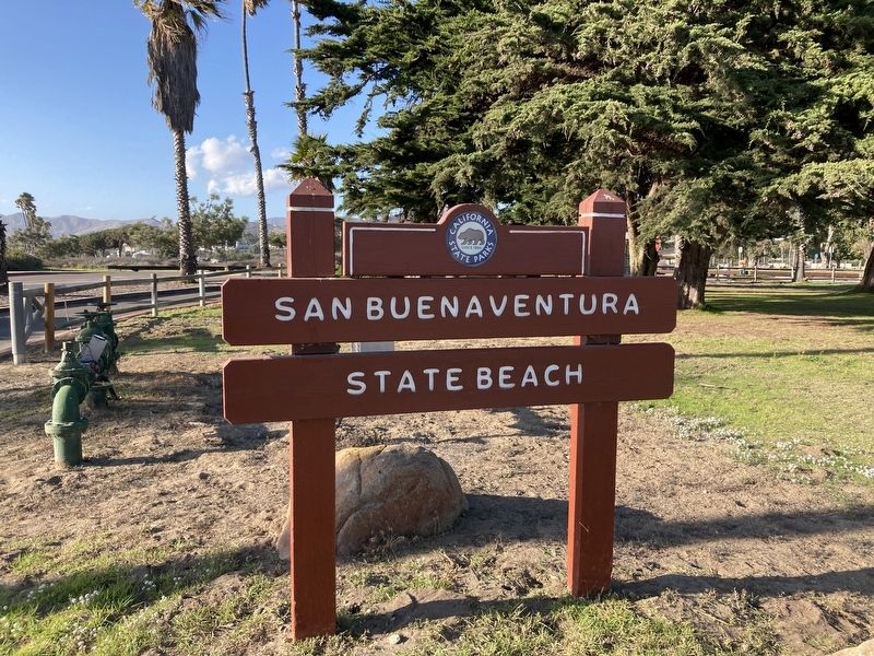 San Buenaventura State Beach image. Click for full size.