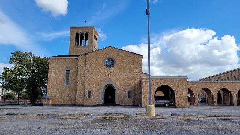 The view of the Immaculate Conception Catholic Church from the church parking lot image. Click for full size.