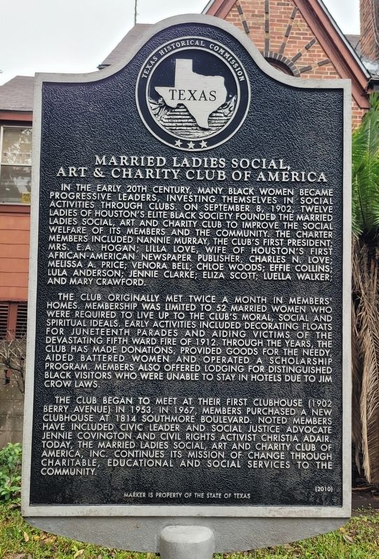Married Ladies Social, Art & Charity Club of America Marker image. Click for full size.