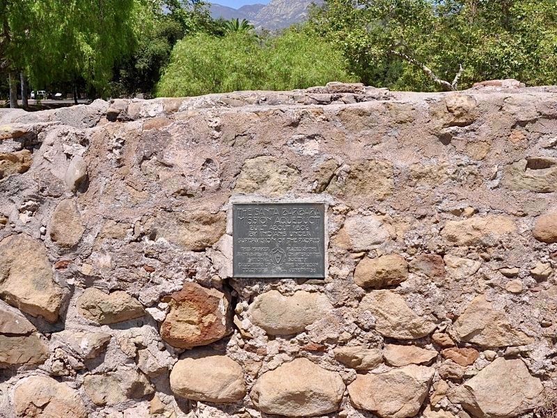 Aqueduct and Marker. Click for full size. Aqueduct and Marker image. Click for full size.