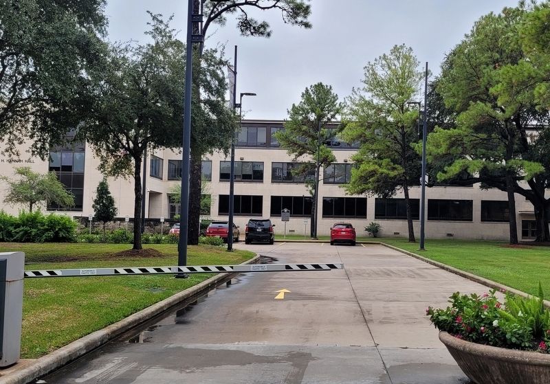 The view of the Murals of Hannah Hall Marker from the street image. Click for full size.