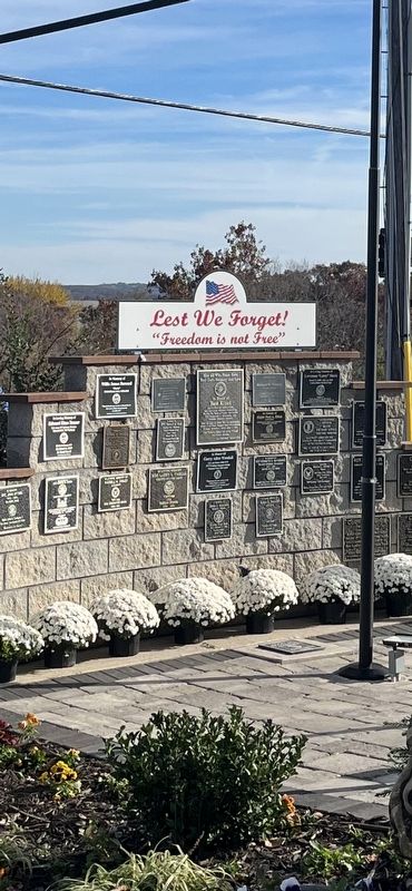 Lest We Forget Marker. Click for full size. Lest We Forget Marker image. Click for full size.