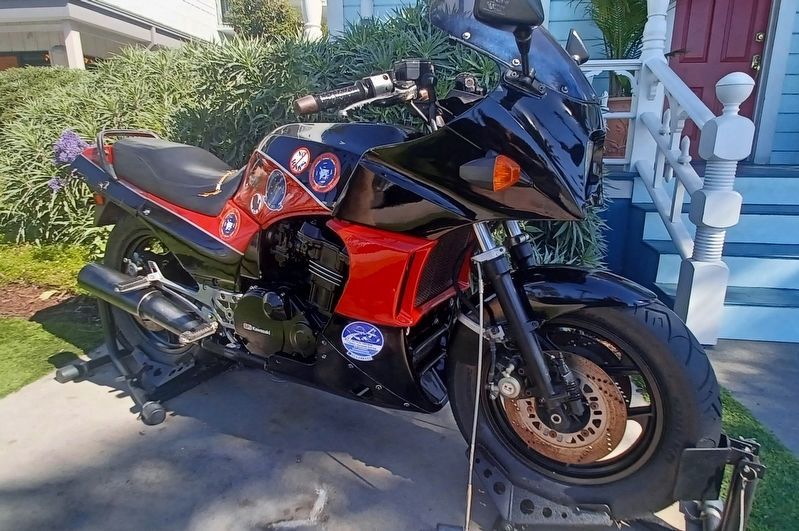 Kawasaki Ninja ZX900 replica image. Click for full size.
