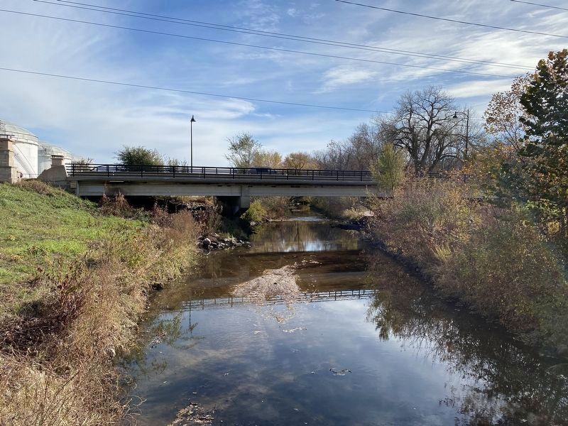 NW 86th Street Bridge over Walnut Creek image. Click for full size.