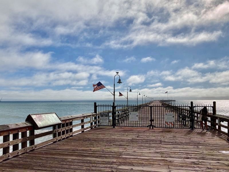 Ventura Pier image. Click for full size.