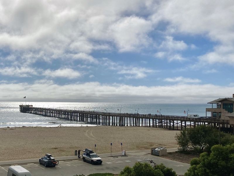 Ventura Pier image. Click for full size.