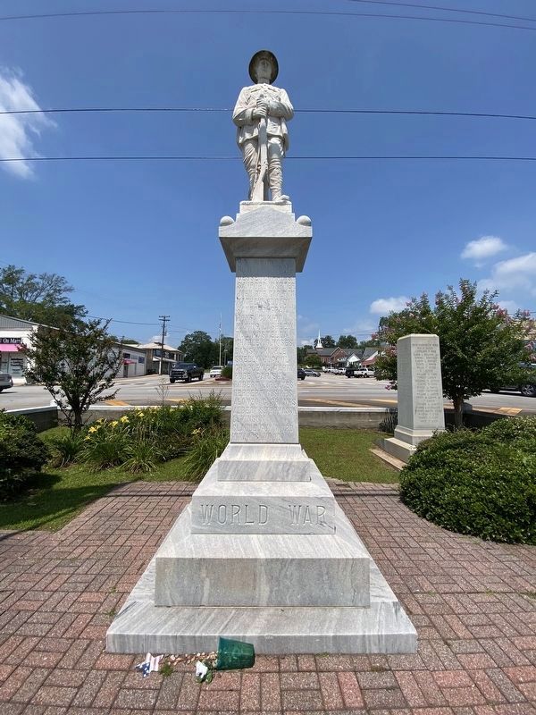 World War I Memorial image. Click for full size.