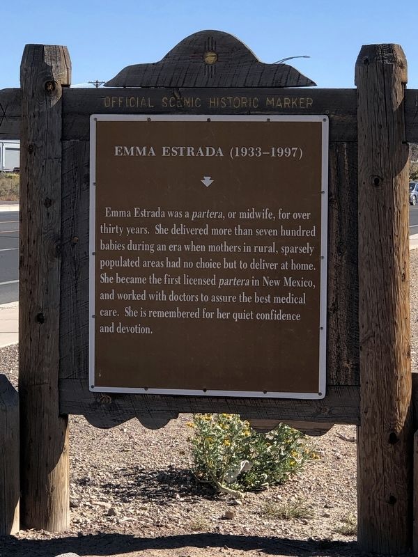 Emma Estrada (1933-1997) side of marker image. Click for full size.