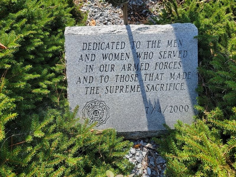 Heritage Village Veterans Memorial image. Click for full size.