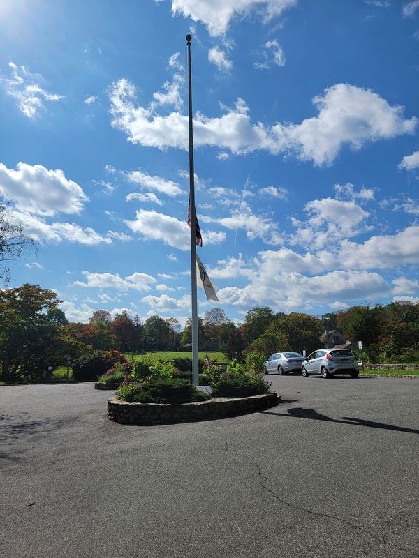 Heritage Village Veterans Memorial image. Click for full size.