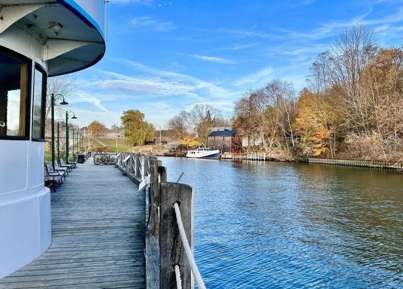 The Lynn River, Port Dover image. Click for full size.