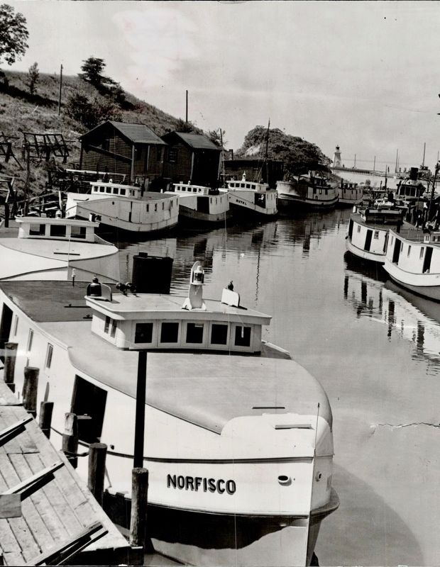 The Lynn River, Port Dover, 1919 image. Click for full size.