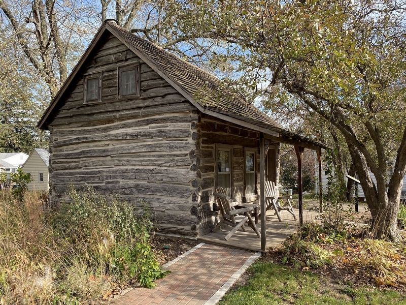 Tuttle Cabin image. Click for full size.