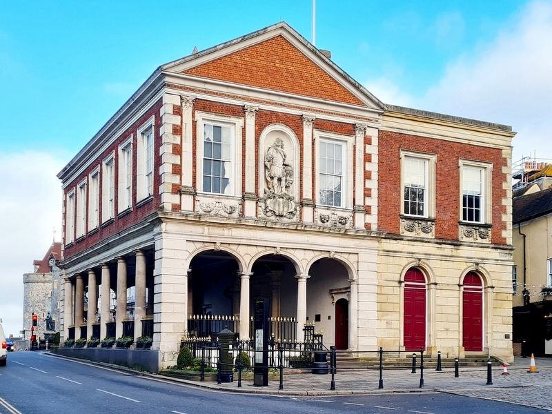 Windsor Guildhall image. Click for full size.