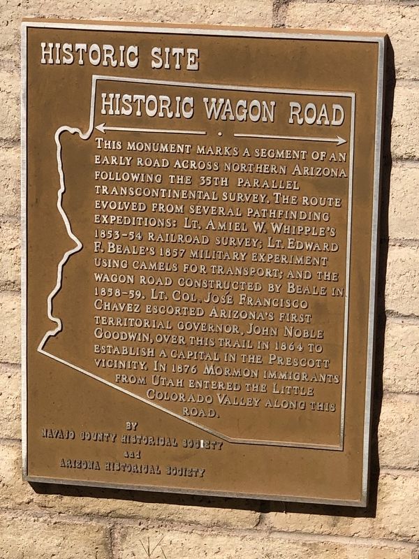 Historic Wagon Road Marker image. Click for full size.
