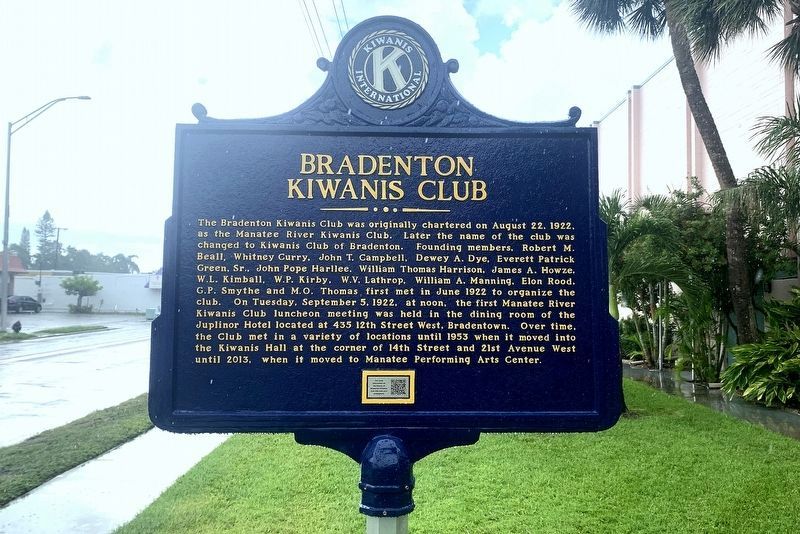 Bradenton Kiwanis Club side of Marker image. Click for full size.