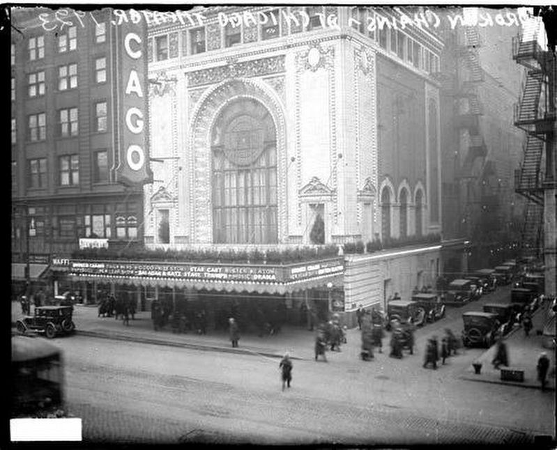Chicago Theater image. Click for full size.