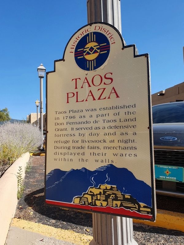 Taos Plaza Marker image. Click for full size.