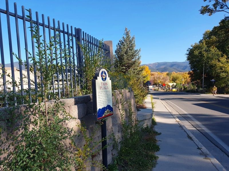 Taos Plaza Marker. Click for full size. Taos Plaza Marker image. Click for full size.