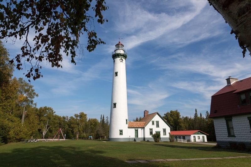 New Presque Isle Lighthouse and Attached Lightkeepers Cottage image. Click for full size.
