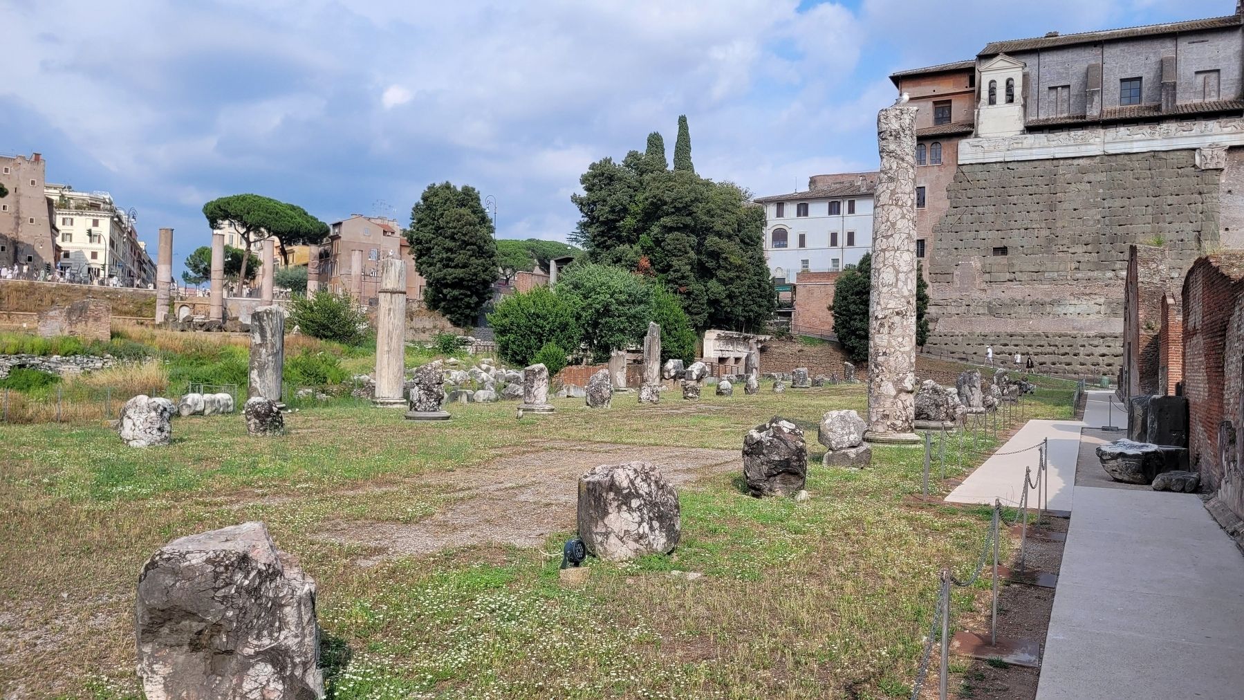 The view of the ruins of the Basilica Aemilia looking east image. Click for full size.