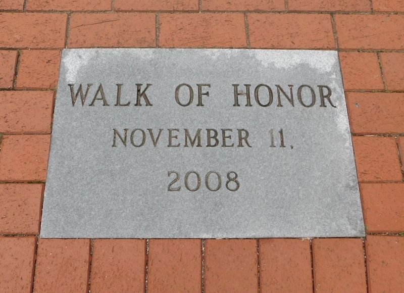 Veterans Memorial image. Click for full size.