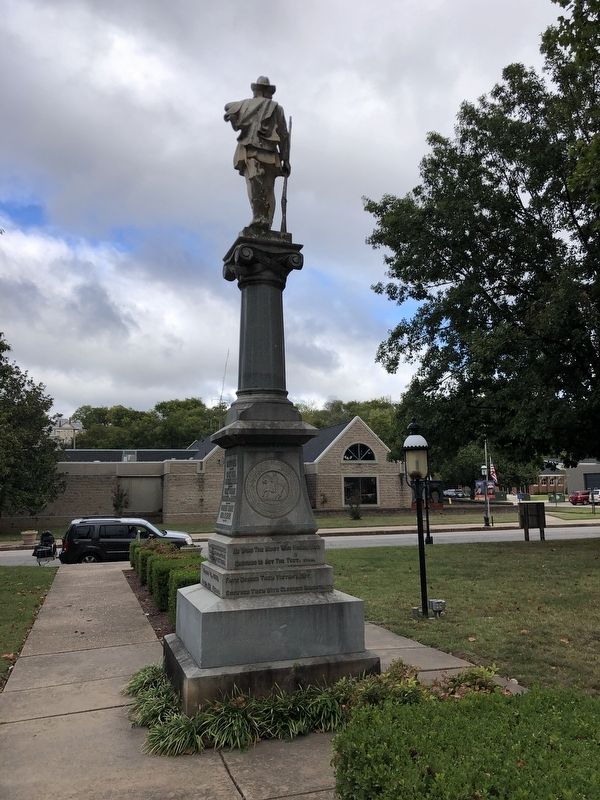 Crawford County Confederate Memorial (Southeast face) image. Click for full size.