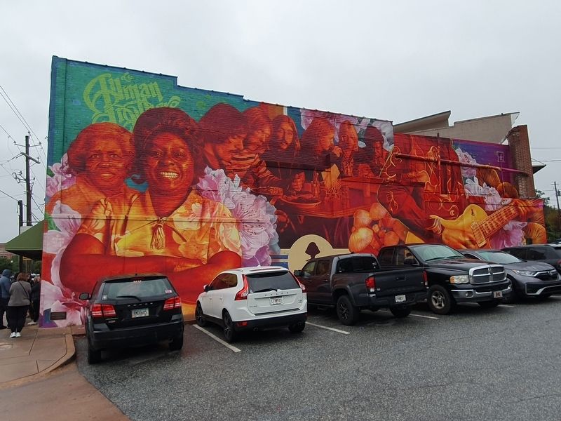 Mama Louise Hudson Mural and Marker image. Click for full size.