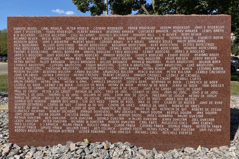 Hull Veterans Memorial, left wall image. Click for full size.