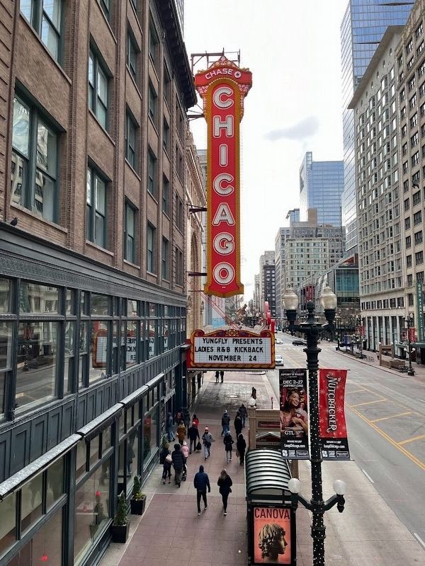 Page Brothers Building and the Chicago Theatre image. Click for full size.