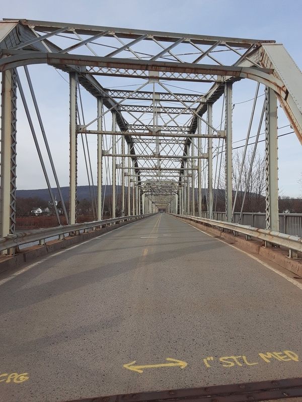 Fire Fighters' Memorial Bridge image. Click for full size.