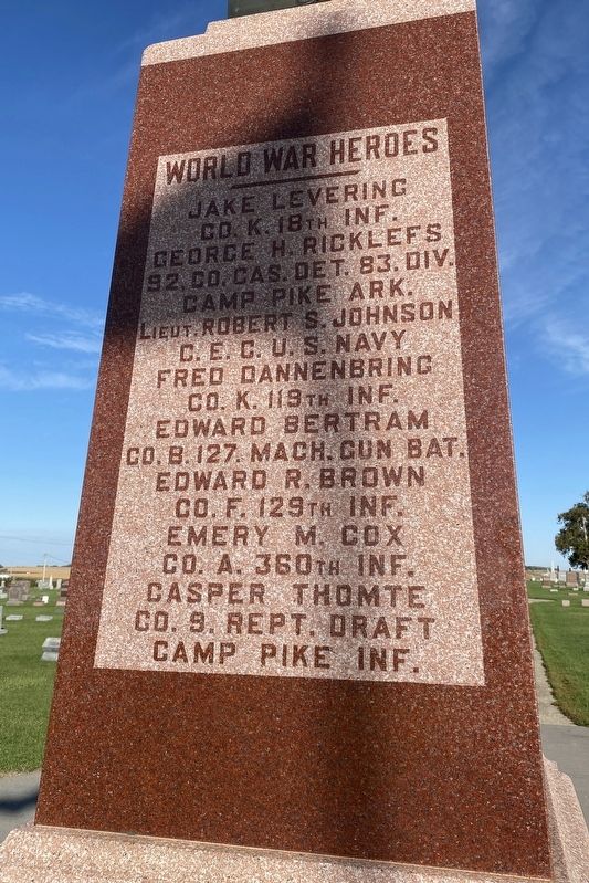 Ireton Civil War Monument, West Side image. Click for full size.