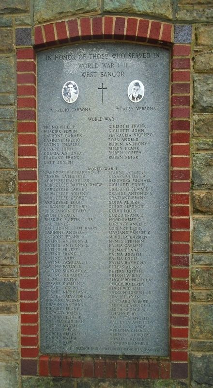 World Wars Memorial image. Click for full size.