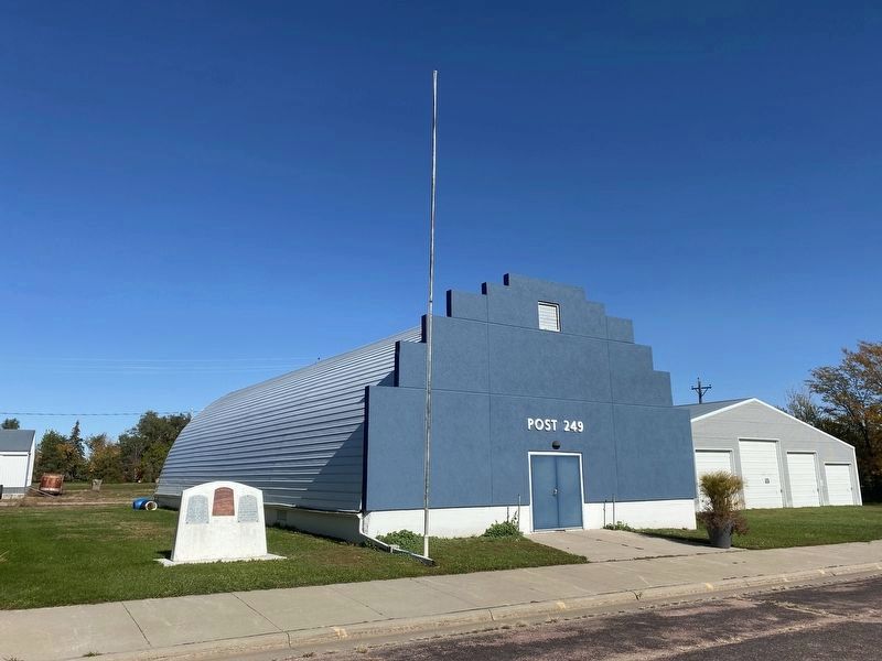 Delmont World War Memorial image. Click for full size.