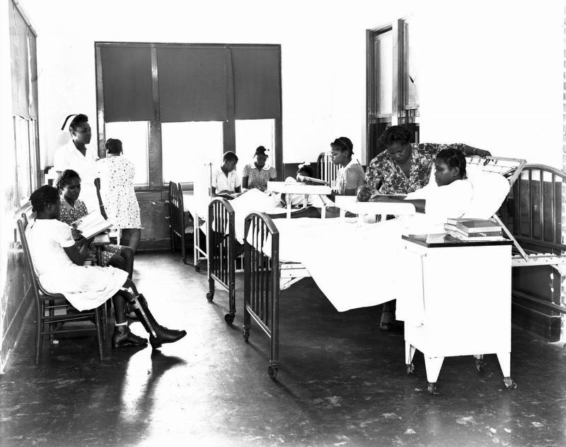 Brewster Hospitals childrens ward 1947 image. Click for full size.