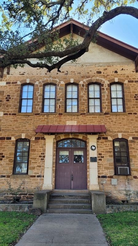 The original entrance to the Old Mason Grammar School image. Click for full size.