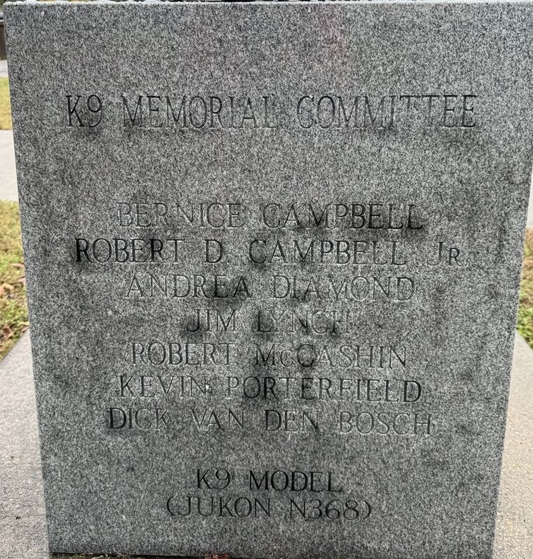 K-9 Memorial [reverse] image. Click for full size.