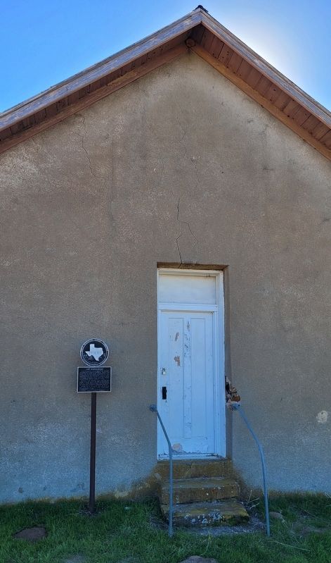 The front entrance to the Art Schoolhouse and Marker image. Click for full size.