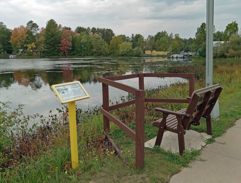 Lake Ice Bear Marker overlooking Sawdys Pond image. Click for full size.