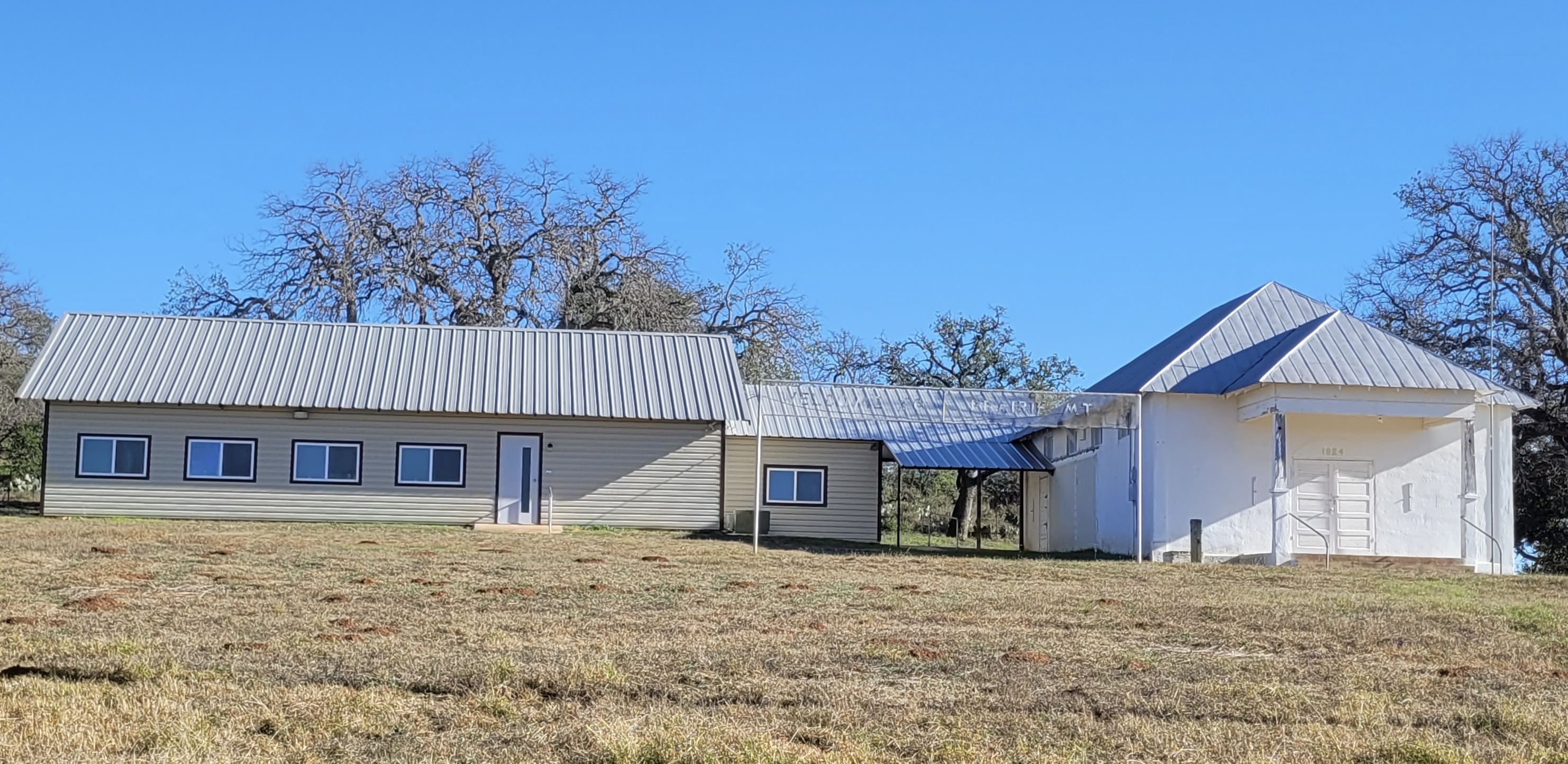 Photo The Prairie Mountain School is on the right side of the building