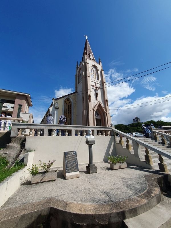 Sir James Marshall Marker and the St. Francis de Sales Cathedral of Cape Coast image. Click for full size.
