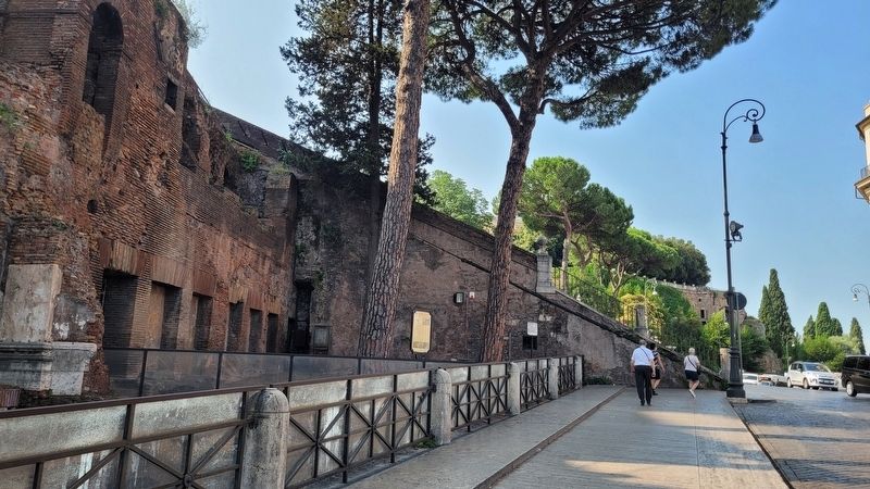 The view of the Insula dell'Ara Coeli and Marker from the street image. Click for full size.