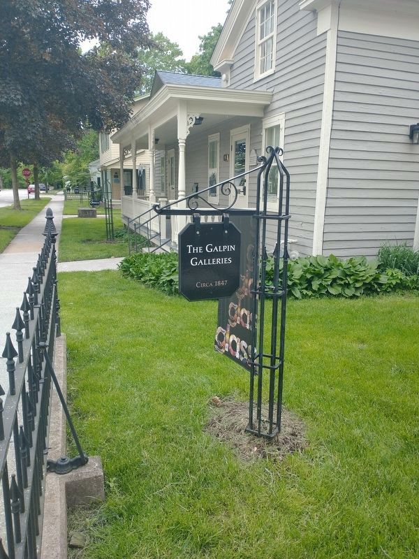 Sign on the grounds of the house image. Click for full size.