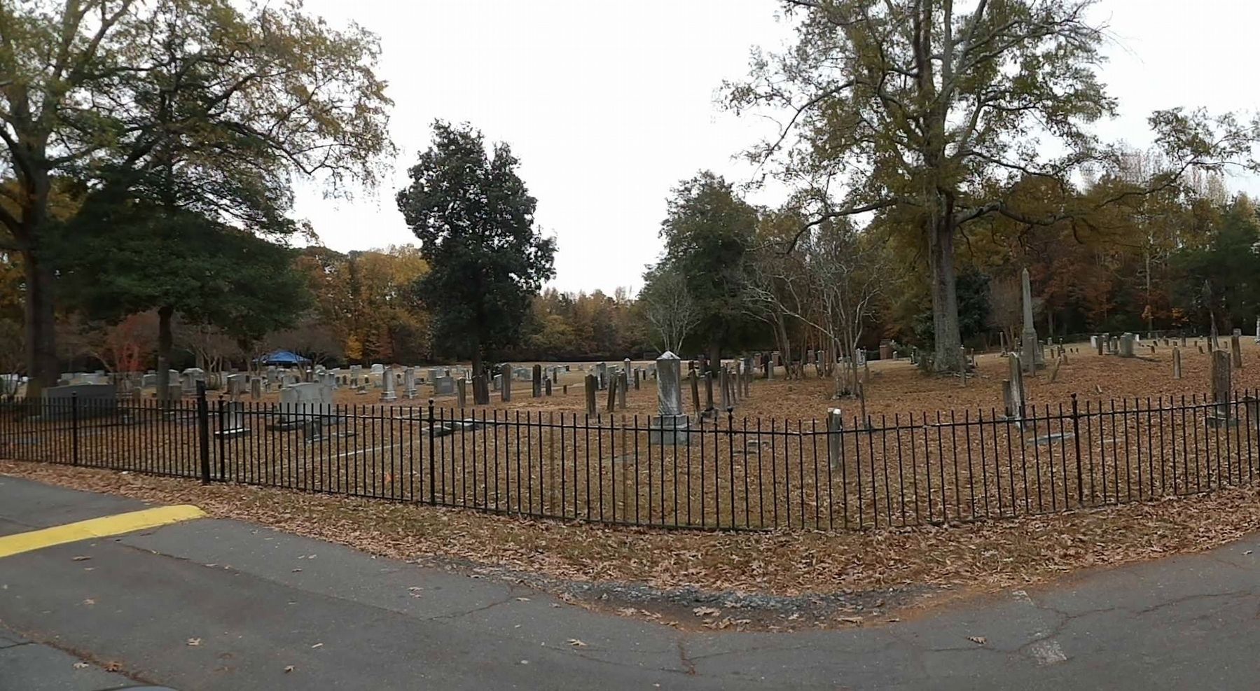 Sharon Presbyterian Church Cemetery image. Click for full size.