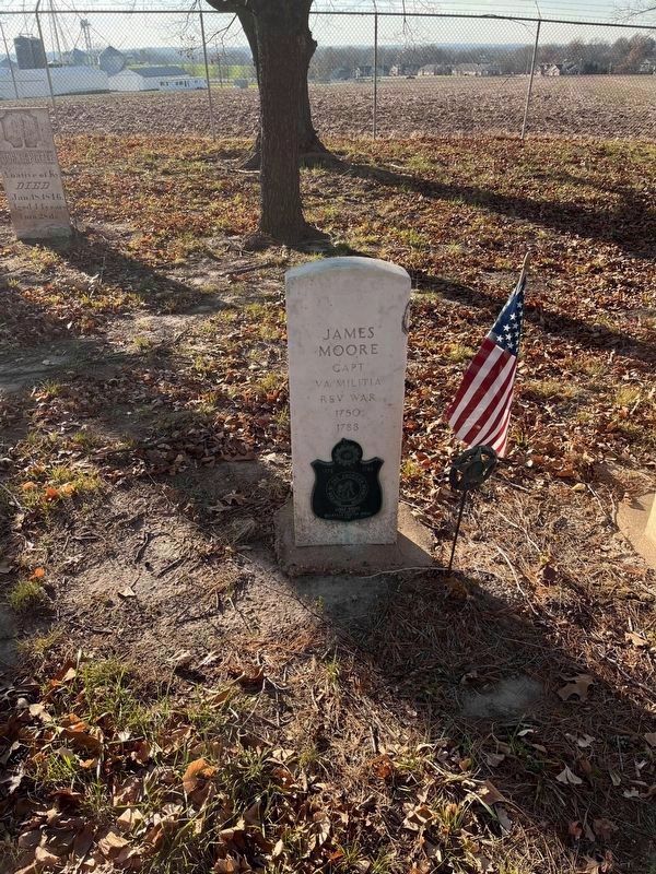 Revolutionary soldier grave site. Click for full size. Revolutionary soldier grave site image. Click for full size.