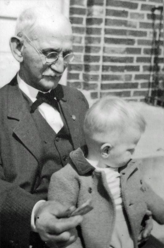 Marker detail: Dr Griffith with grandson Billy, 1943 image. Click for full size.