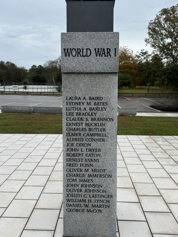 World War I Memorial (<i>front</i>) image. Click for full size.