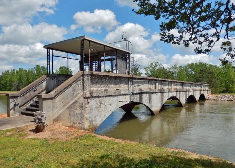 Marker detail: Pedestrian Bridge across the Canal image. Click for full size.